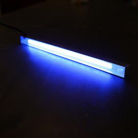 SLENDER IP68-compliant linear LED luminaires